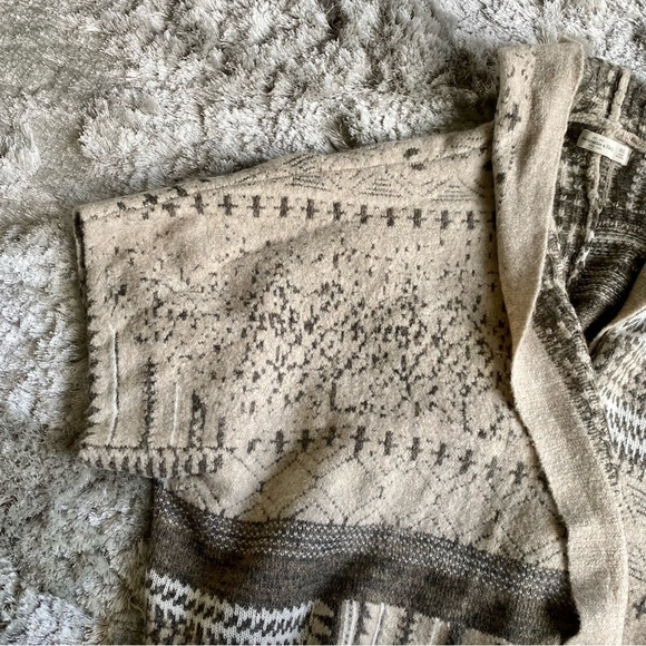 Abercrombie & Fitch Hooded Belted Cardigan Sweater Size M/L - Picture 3 of 6